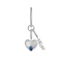 Pet It On Amulet Charm Set - Heart-Shaped Tag + Meow
