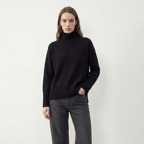 Women N.07 Chunky Polo - Black