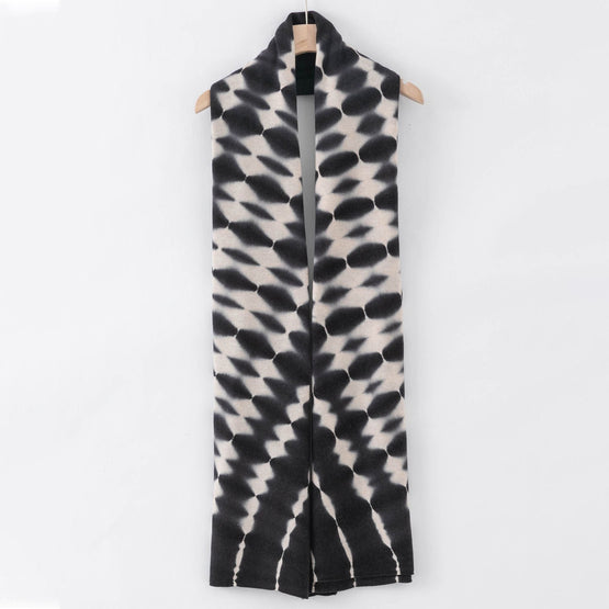 Women N.078 Dye Travel Wrap - White Lines