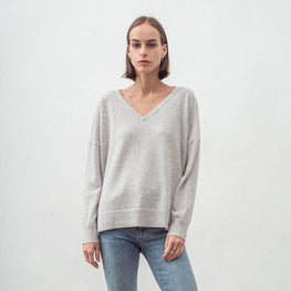 Women N.29 Cashmere Classic V Neck - New Polar