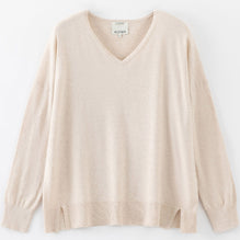 Women N.2103 Classic V-Neck - Prosecco