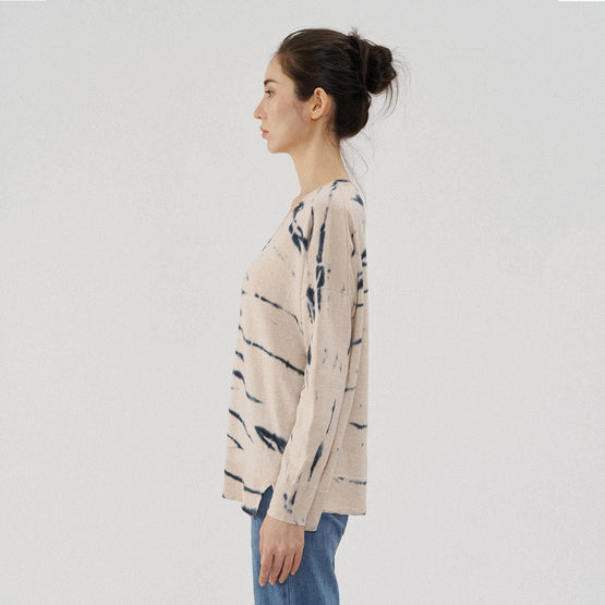 Women N.2103d Classic Dye V-Neck - Animale