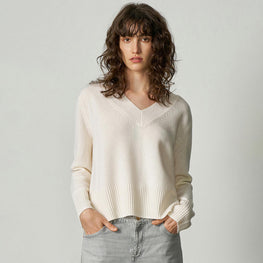 Women N.136 Oversized V Neck - Ivory