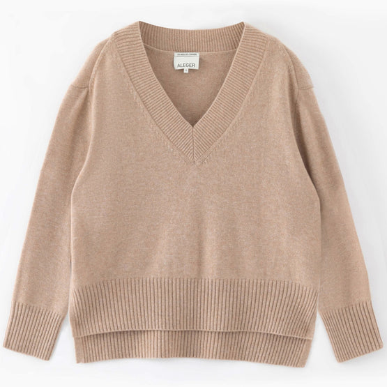 Women N.136 Oversized V Neck - Toffee