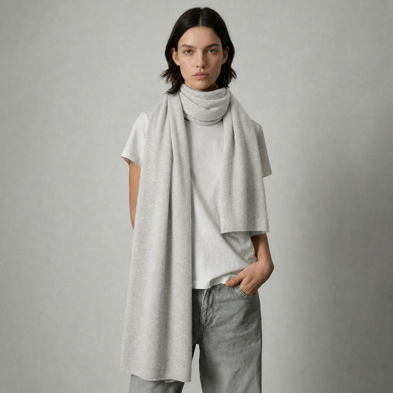 Unisex 405 Oversized Travel Wrap - Lightest Grey