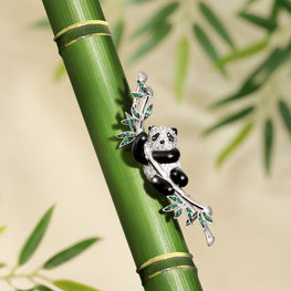 Puffy Panda Brooch - Playful Panda [價格已含稅]