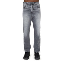 Men 2019 D-Strukt L.32 Trousers - Grey