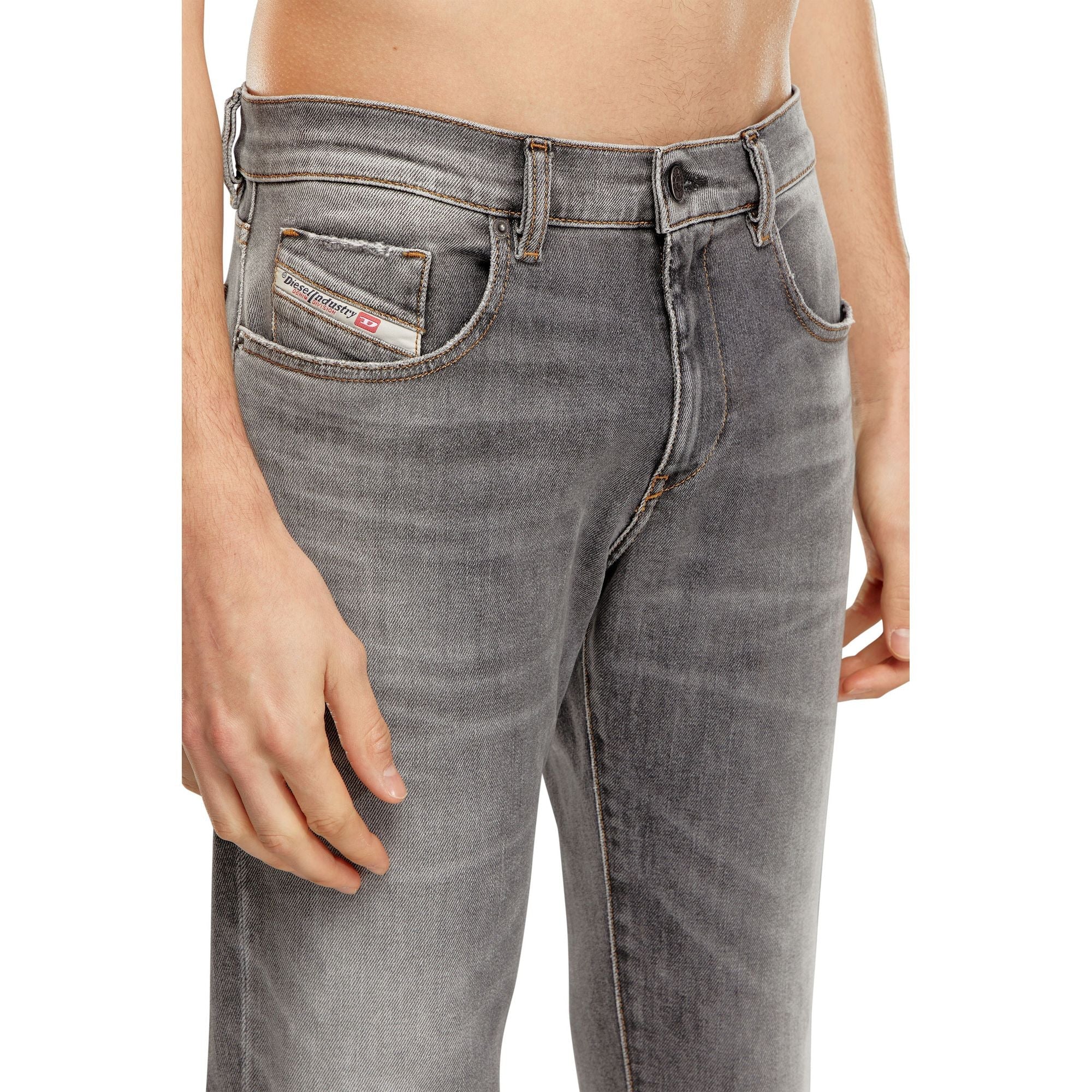 Men 2019 D-Strukt L.30 Trousers - Grey