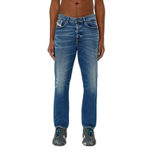 Men 2005 D-Fining L.32 Trousers - Medium Blue