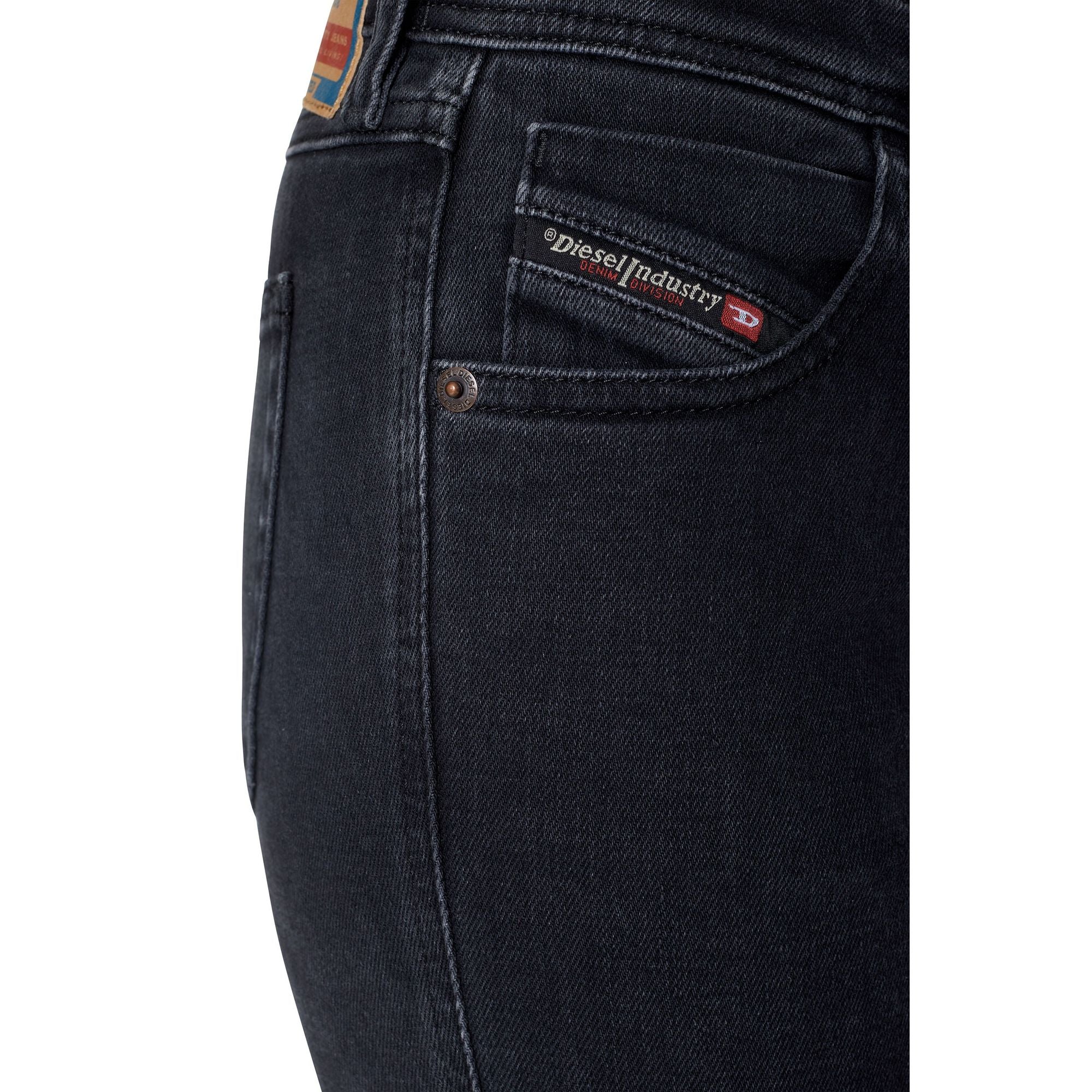 Women 2015 Babhila L.32 Trousers - Black