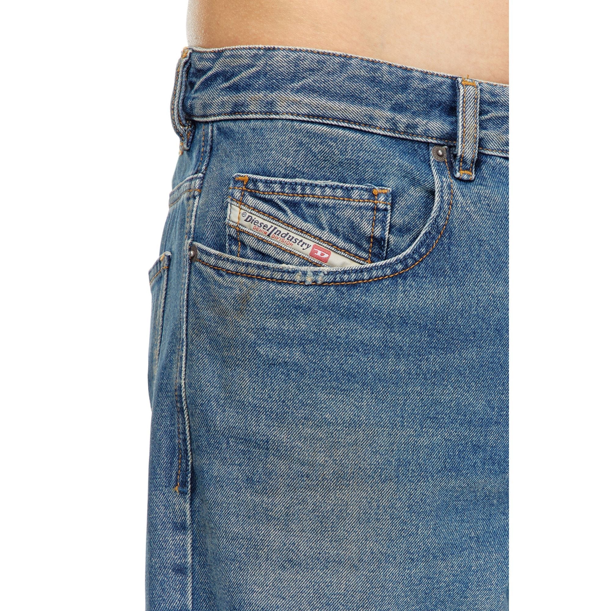 Men 2001 D-Macro L.30 Trousers - Navy