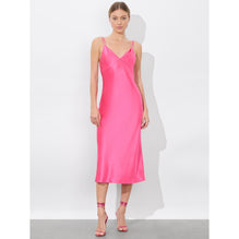 Women Kiro V Neck Slip Dress - Pink [價格已含稅]