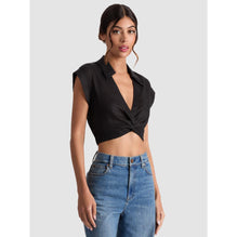 Women Mila Deep V Twist Ft Cropped Top - Black [價格已含稅]