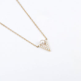 ARTE Signature V Pearl Necklace