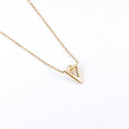 ARTE Signature V Pearl Necklace